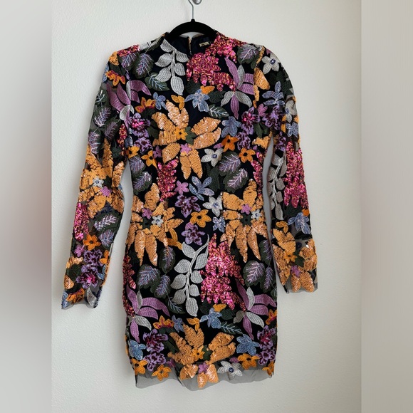 NWT Fashion Nova Ava Long Sleeve Embroidered Mini Dress S Black Floral Bodycon - Picture 4 of 10